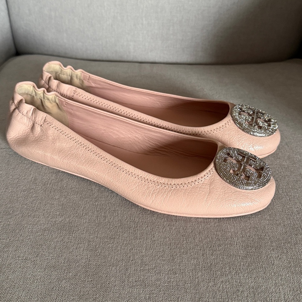 EUC Tory Burch pink ballet flats with silver crystal logo size 9 - Picture 3 of 5